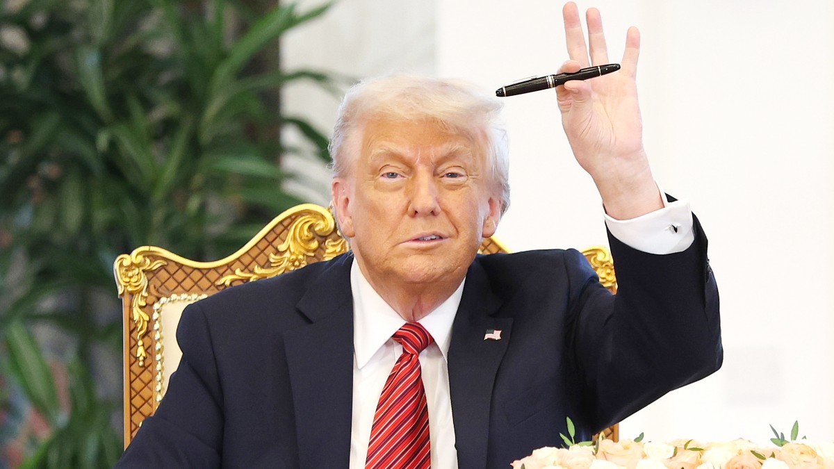 Donald Trump's crumbling dream